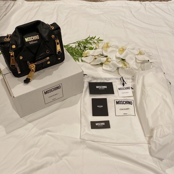 Moschino Small Black Nappa Biker Jacket Flap Bag - Picture 16 of 17